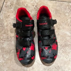 Santic cycling shoes